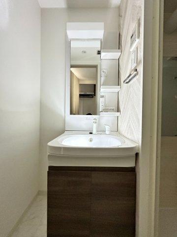 洗面設備　同型モデル