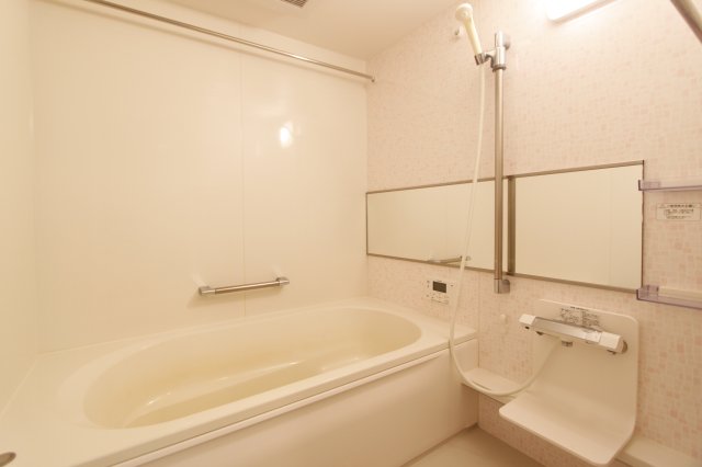 バス・シャワールーム　日々の暮らしに欠かせないお風呂です