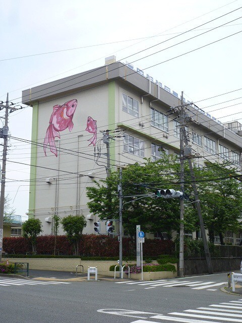 小学校　江戸川区立一之江第二小学校（小学校）まで897m