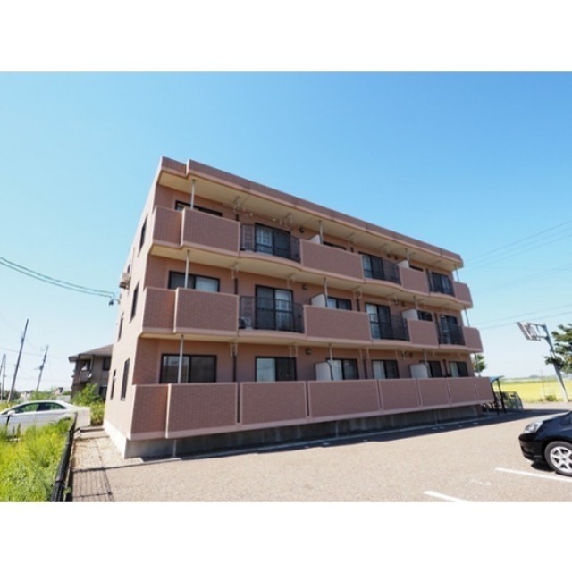 建物外観　新潟国際情報大学まで徒歩9分！