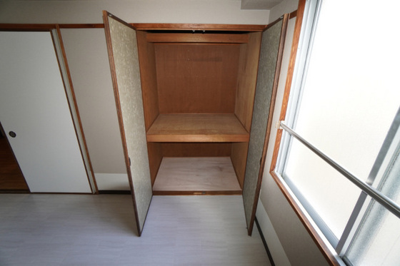 収納　※別号室の写真です。