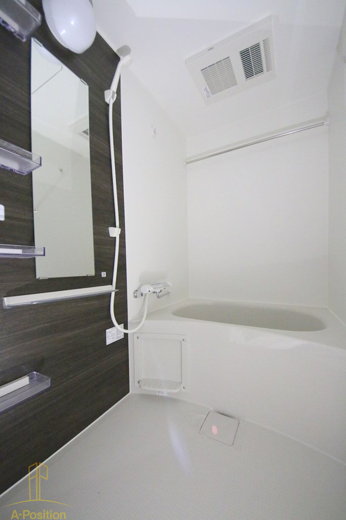 バス・シャワールーム　セレニテ福島アリア