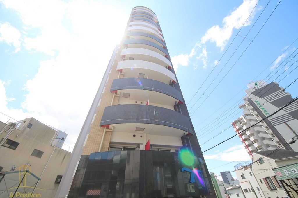 建物外観　セレニテ福島アリア