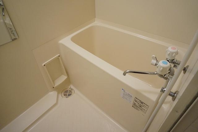 バス・シャワールーム　浴室