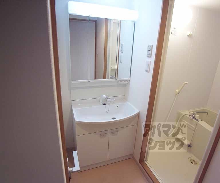 洗面設備　シャンプードレッサー