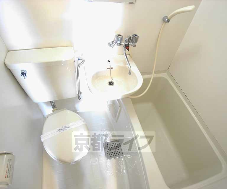 バス・シャワールーム　お風呂です。