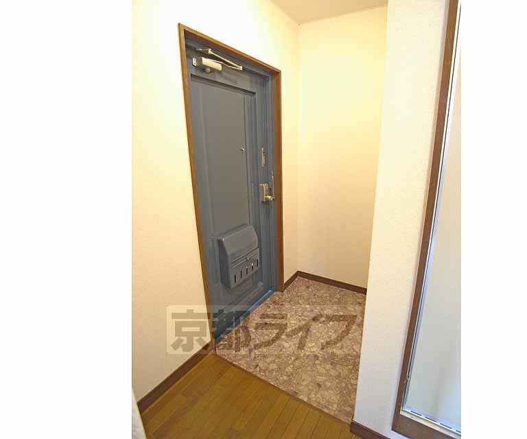 玄関　玄関です。