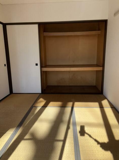 収納　押入れ
