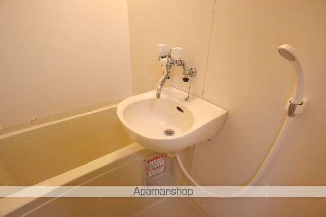 ＪＲ関西本線 大和小泉駅 徒歩13分 2階建 築29年の内装写真