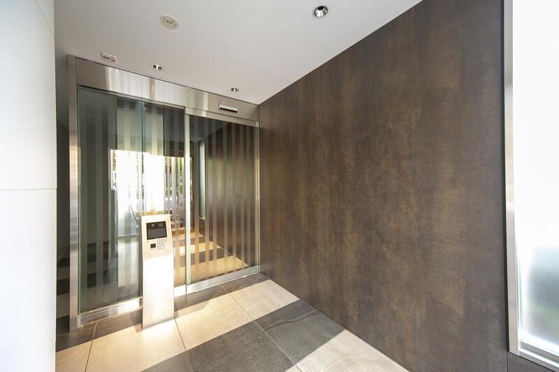 エントランス　エントランス