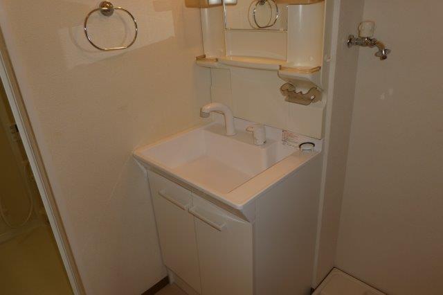 洗面設備　洗髪洗面化粧台