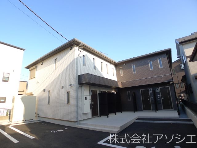 建物外観　メゾン・ド・モモのご紹介は住まいの窓口アソシエへお任せくださ