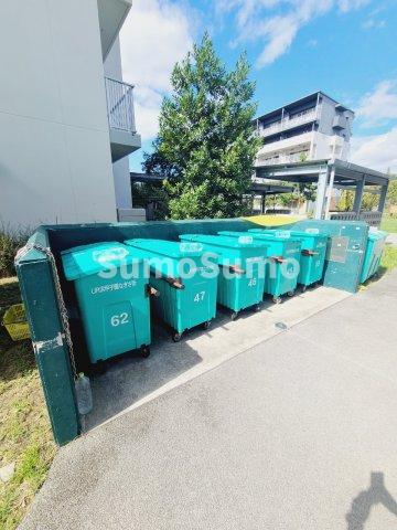 UR浜甲子園なぎさ街 28号棟の外観写真