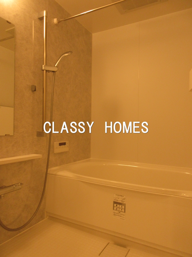 バス・シャワールーム　2008年竣工ホワイトタワー浜松町：追焚付き浴室