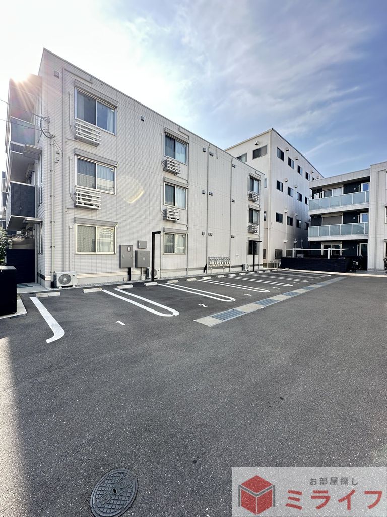 駐車場　バルコニー