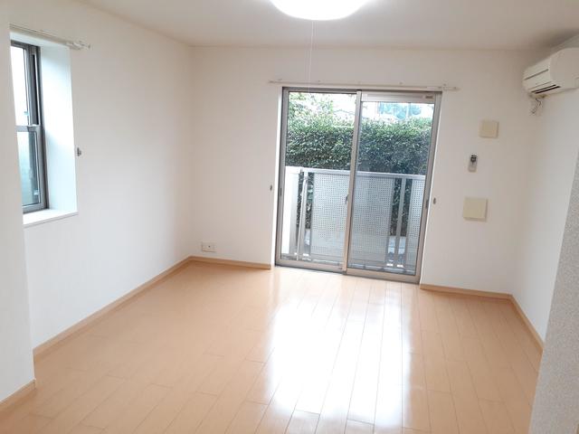 居室・リビング　洋室１３.１帖