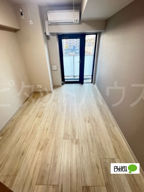 居室・リビング　洋室６．７帖です！