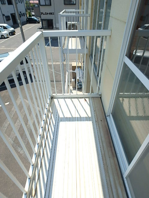 バルコニー　図面と現状に相違がある場合には現状を優先