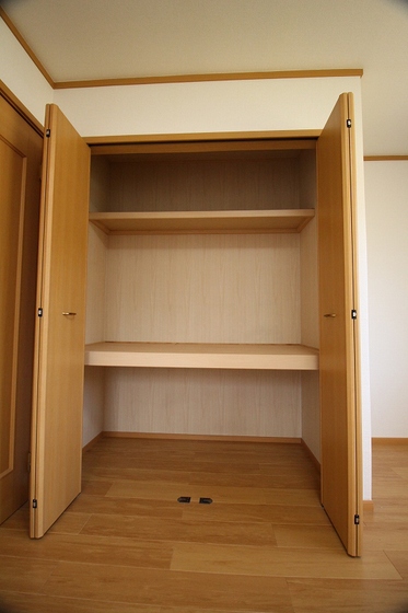 収納　※別部屋の写真です