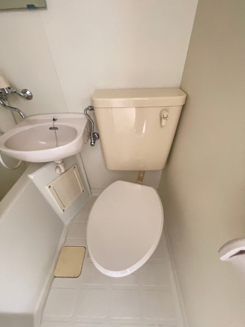 トイレ　別号室の写真