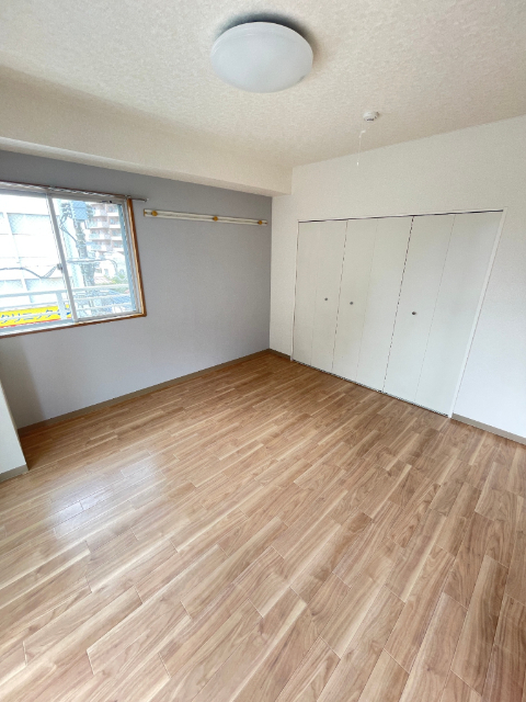 居室・リビング　別号室の写真