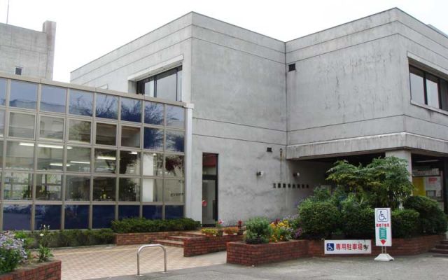 図書館　三原市立中央図書館（図書館）まで507m