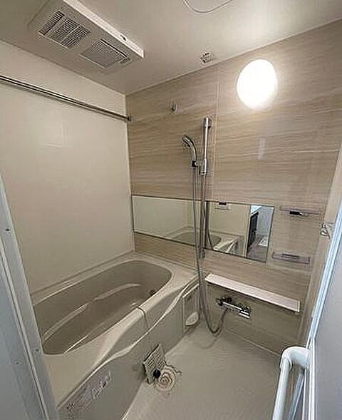 バス・シャワールーム　アーバン尾久　北区昭和町１