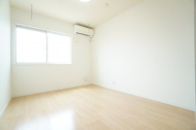 居室・リビング　※同物件・同タイプの写真です。