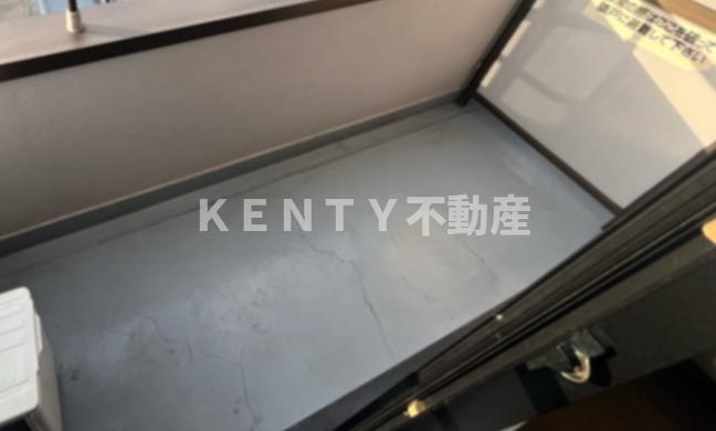 バルコニー　陽当たり良好なバルコニーです