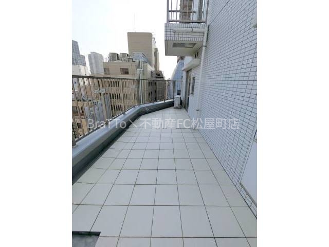 バルコニー　ルーフバルコニー