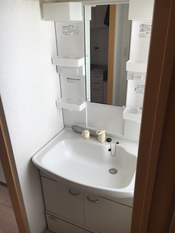 洗面設備　広い洗面スペース