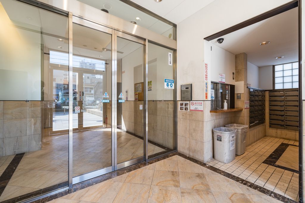 エントランス　オートロック