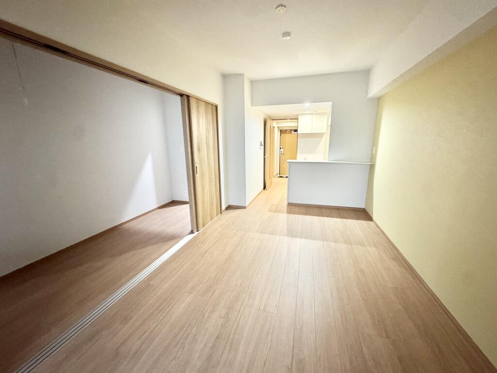 居室・リビング　モデルルームの写真です。