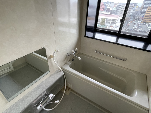 バス・シャワールーム　お風呂です