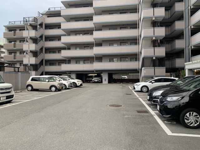駐車場　駐車スペースもあります