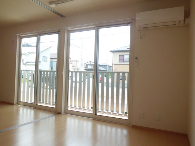 居室・リビング　リビング