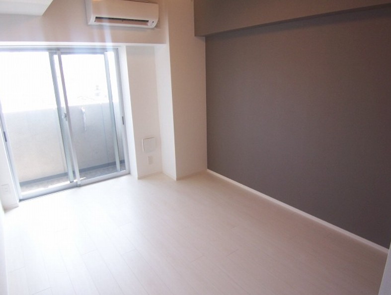 居室・リビング　★広々居室スペース★