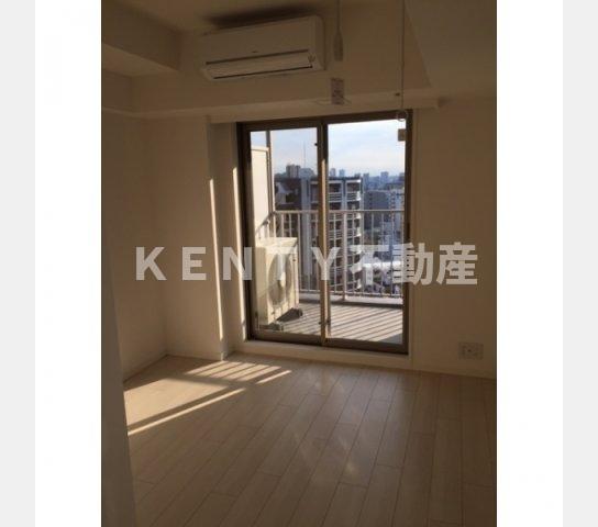 その他部屋・スペース　広くて明るい寝室