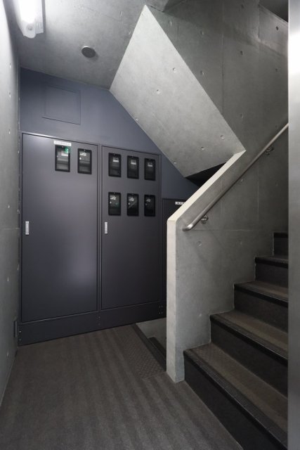 エントランス　ゆとりのあるエントランスです