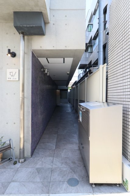 エントランス　建物の内部です