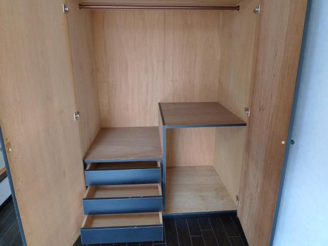 収納　※同タイプ部屋の写真です。