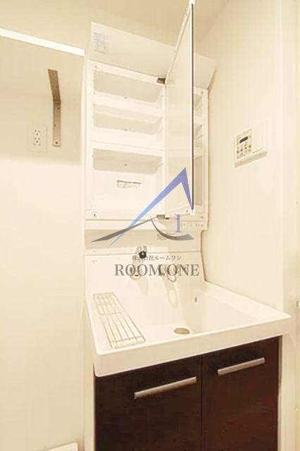 洗面設備　洗面台です。