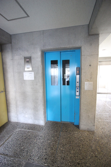 その他　エレベーター♪