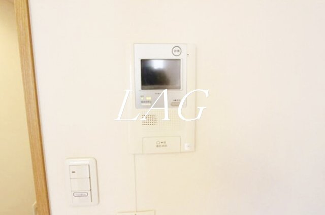 セキュリティ　モニター付きインターホンです。