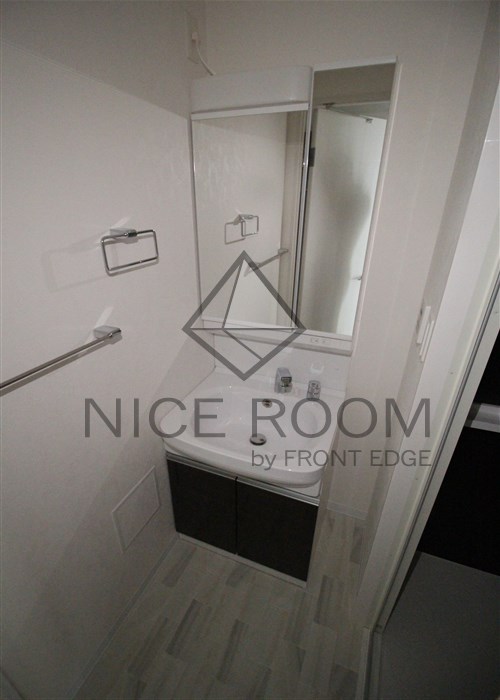 洗面設備　フォーリアライズ南堀江ヴィータ　独立洗面台