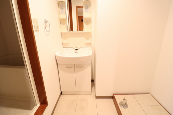 洗面設備　※別部屋の写真です