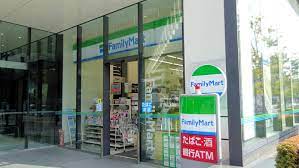 コンビニ　ファミリーマート 地下鉄高岳駅前店（コンビニ）まで182m