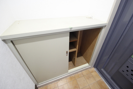 玄関　※別号室の写真になります。