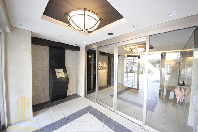 エントランス　プレサンス野田阪神駅前ザ・プレミアム