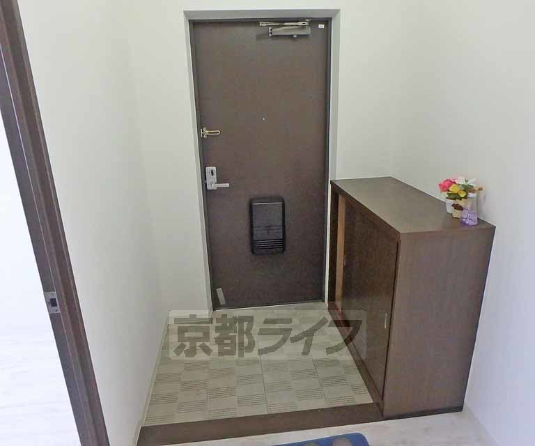 玄関　玄関ホールです